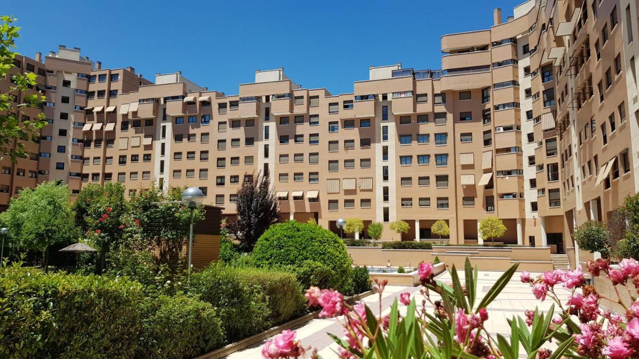 Residencial En Madrid Alquiler De Corta Estancia No Turistico Екстериор снимка