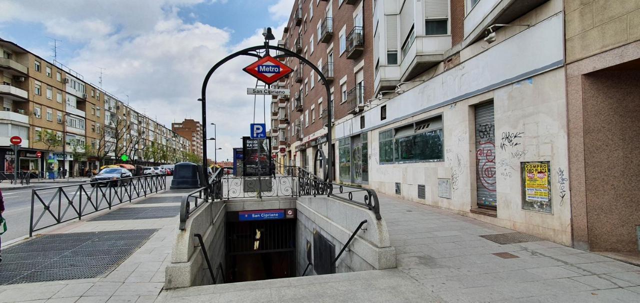 Residencial En Madrid Alquiler De Corta Estancia No Turistico Екстериор снимка